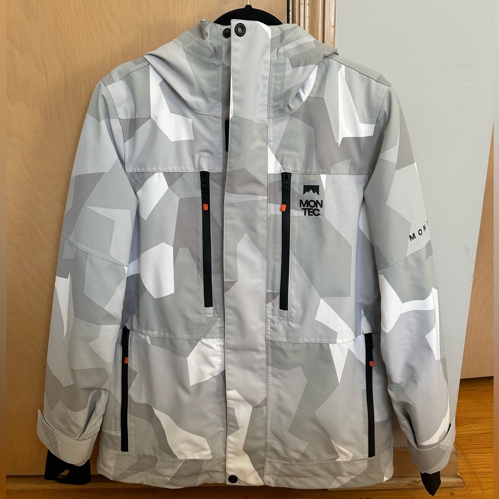 Montec Snow Camo Ski/ Snowboard Jacket - Fawk W